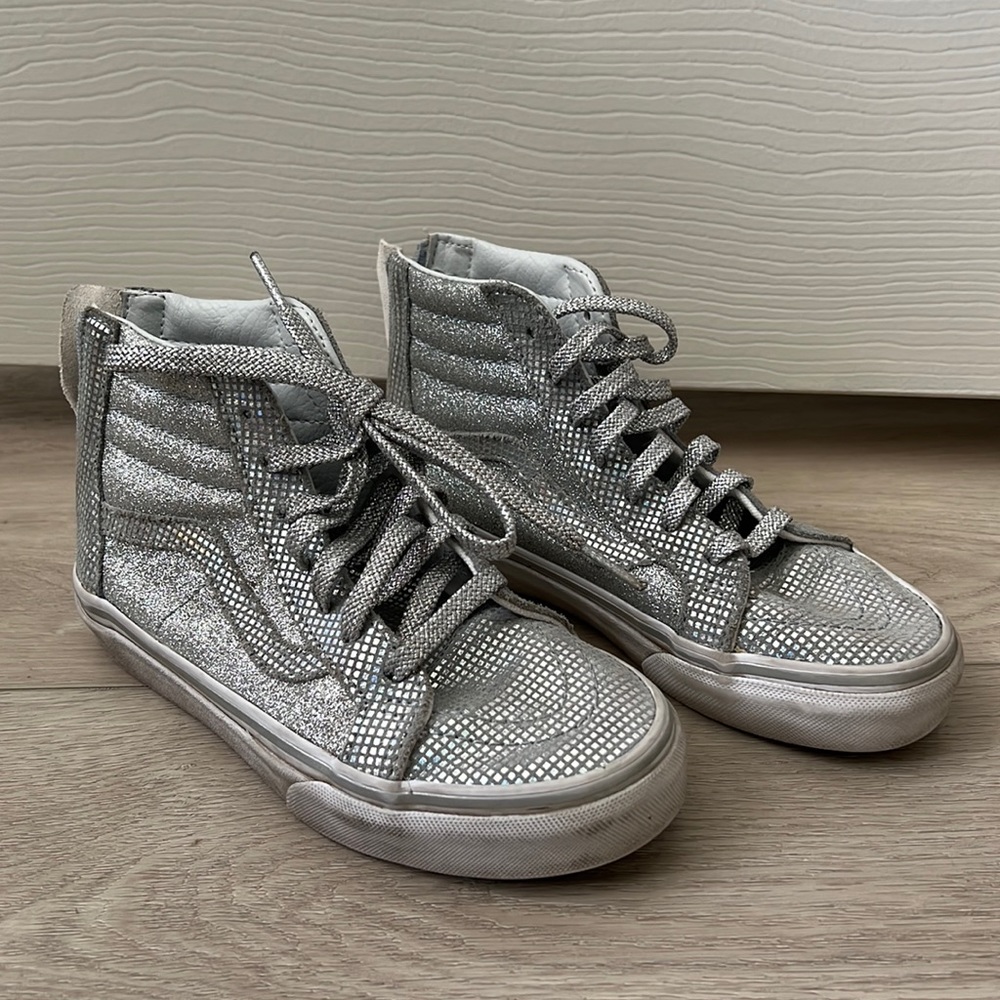VANS IRIDESCENT GREY HIGH TOP - SIZE 2
